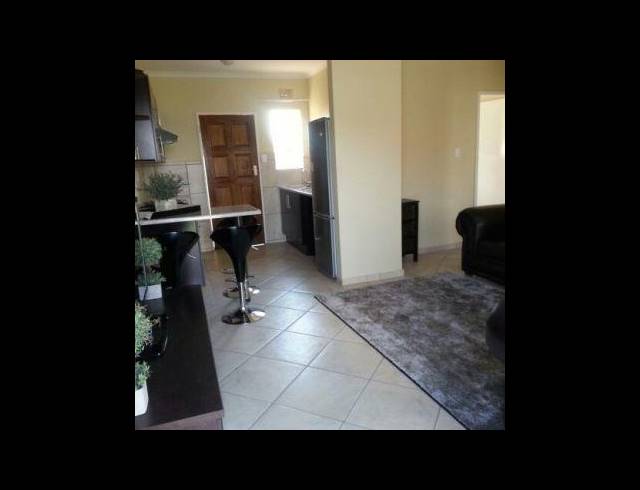 2 BEDROOM TOWNHOUSE FOR SALE IN RIVERSDALE